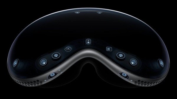 Apple Vision Pro: Reviews, Features and Price
